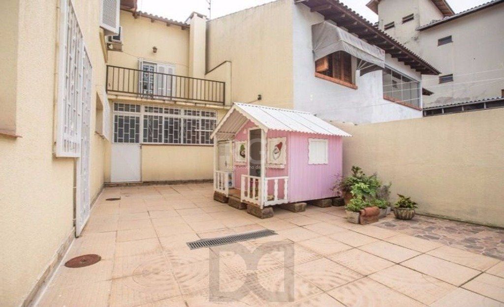Casa para Venda - 309m², 3 dormitórios, sendo 1 suites, 3 vagas - Medianeira — foto 18