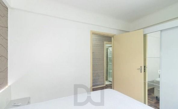 Apartamento na Azenha de 3 dormitórios térreo DESOCUPADO — foto 12
