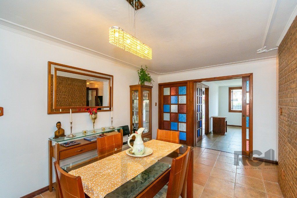 Casa no Jardim Itu com 6 dormitórios e 2 vagas e piscina — foto 13