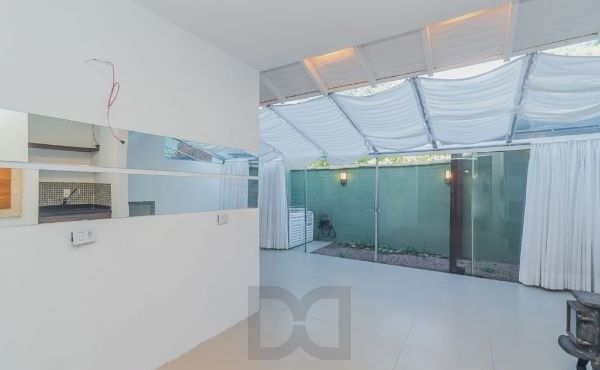 Casa em Condomínio em Ipanema de 3 dormitórios e 2 vagas DESOCUPADA — foto 30