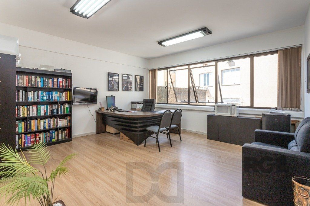 Sala Comercial no Menino Deus — foto 1