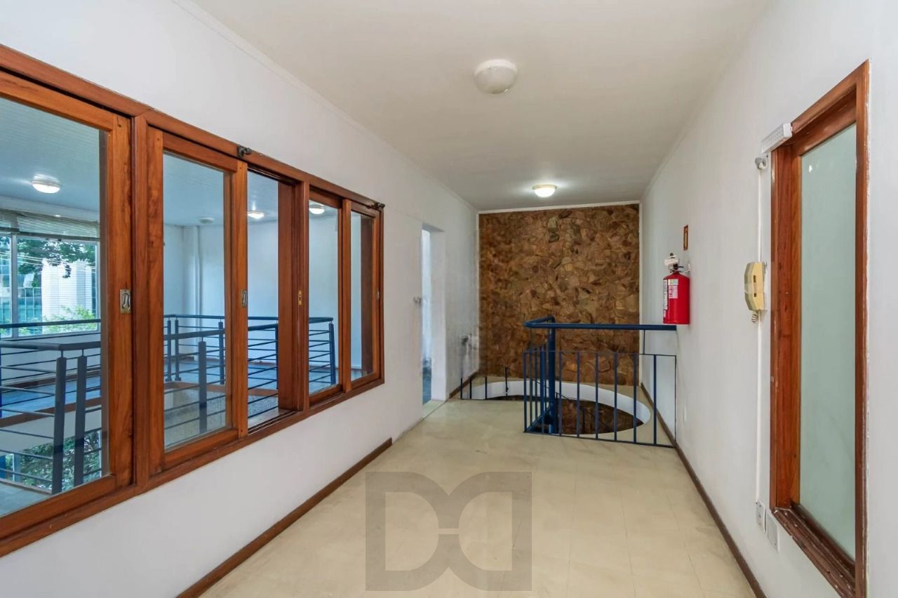 Predio Comercial com 1000m², 5 vagas, no bairro Higienópolis em Porto Alegre para Alugar — foto 8