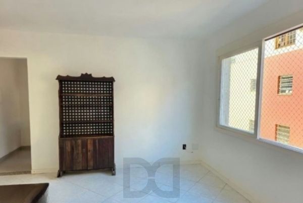 Apartamento no bairro Higienópolis de 1 dormitório e vaga DESOCUPADO — foto 7