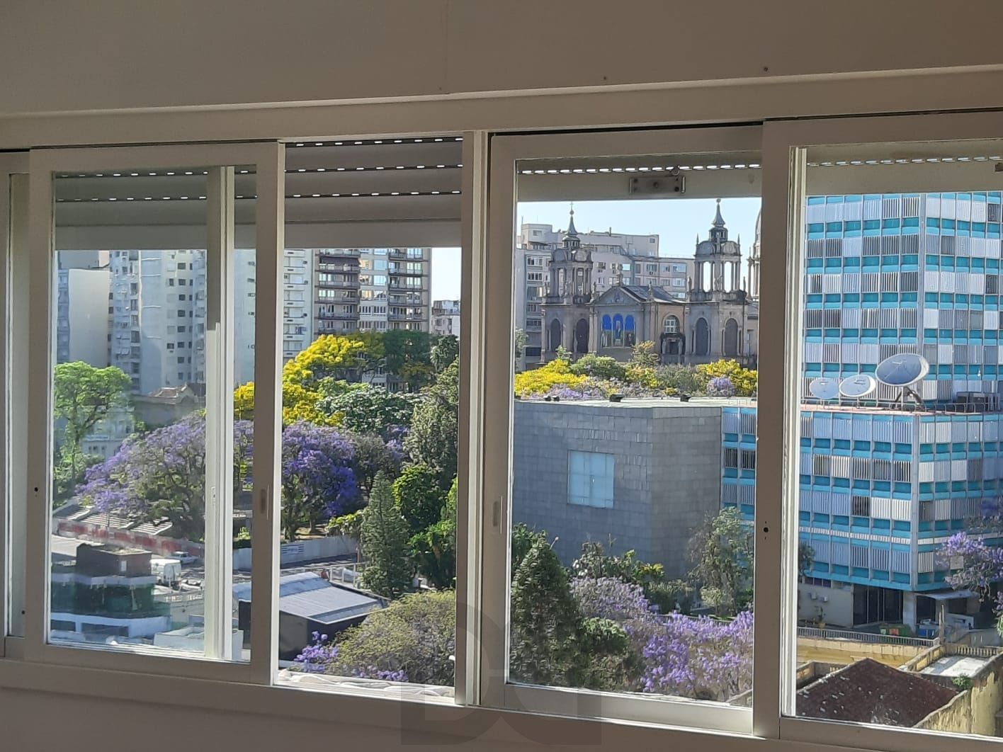 BAIXOU! MARAVILHOSO APARTAMENTO NA RUA DOS ANDRADAS, CENTRO HISTÓRICO. DE R$ 549.000 PARA R$ 517.000. — foto 9