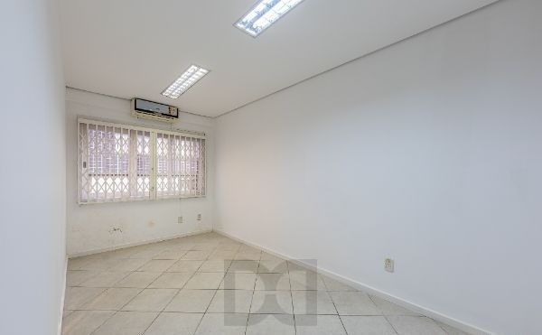 Prédio comercial com loja no bairro Rio Branco com 237m² — foto 15