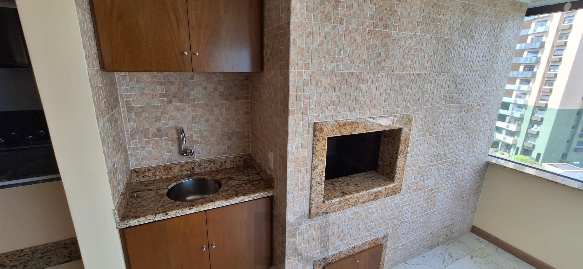 LINDO APARTAMENTO COM VISTAS NA MELHOR LOCALIZAÇÃO DO BAIRRO PETRÓPOLIS — foto 20