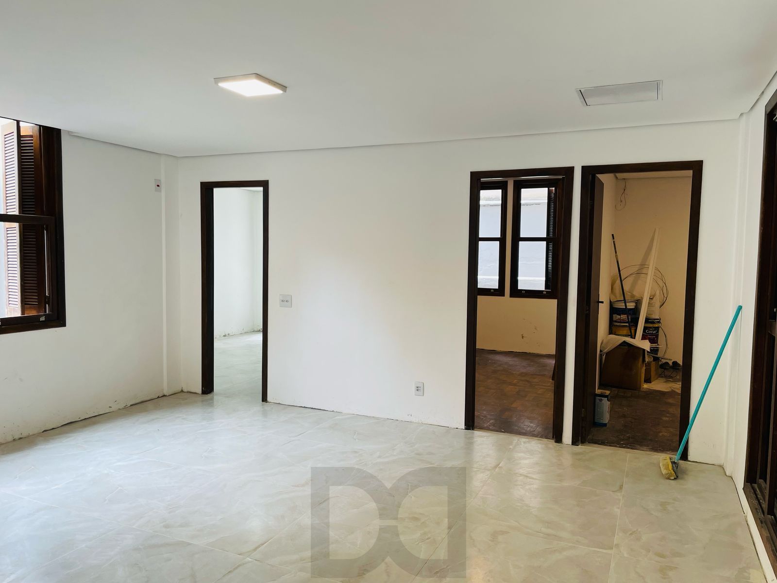 Apartamento Bairro centro- 3 dormitórios ,Sendo 1 suíte. — foto 1