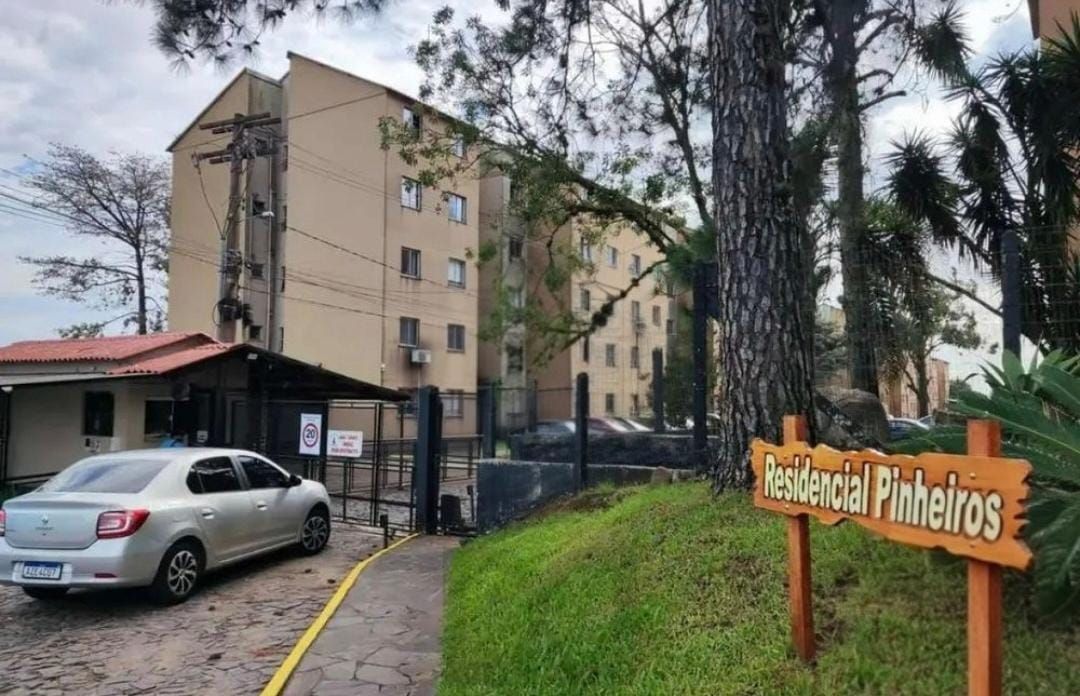 Apartamento no bairro Lomba do Pinheiro - 2 dormitórios e 1 vaga de garagem — foto 1