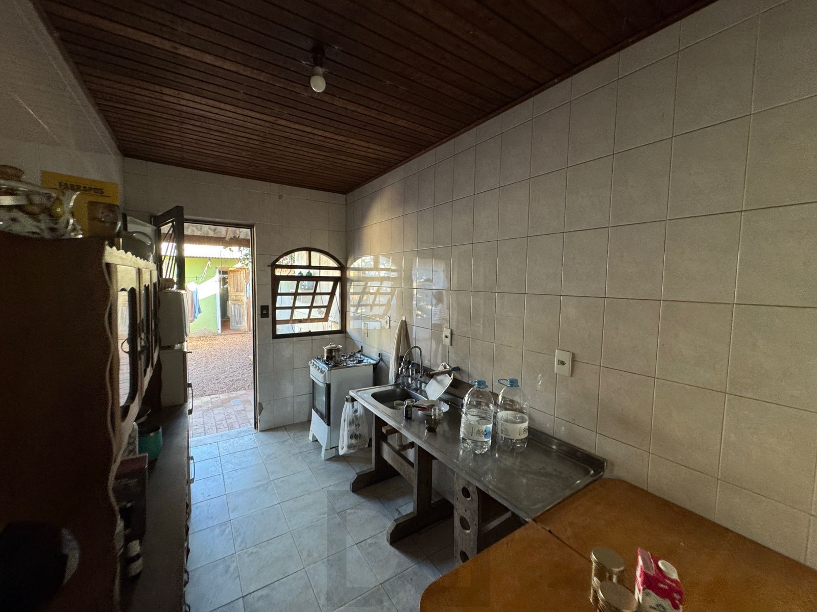 Casa no bairro Aberta dos Morros - 3 dormitórios — foto 8