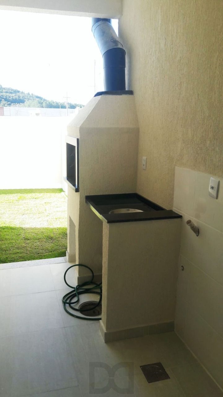 Casa no bairro Aberta dos Morros - 3 dormitórios — foto 8