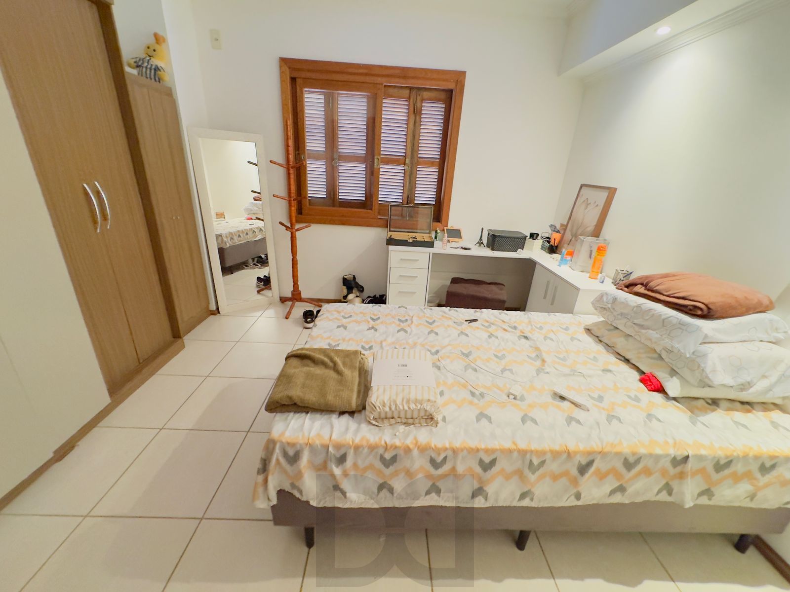 Casa no bairro Hípica - 3 dormitórios — foto 13
