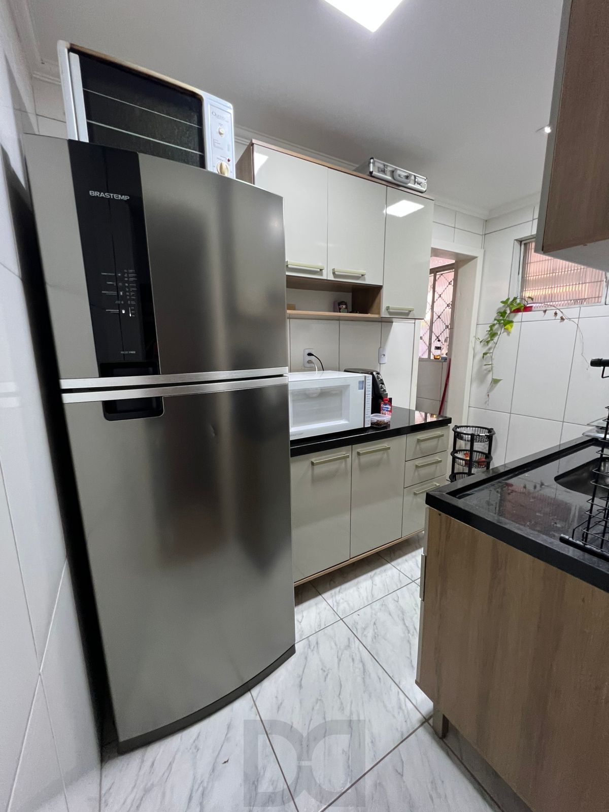 Lindo Apartamento Localizado no Bairro restinga de 2 dormitórios — foto 8
