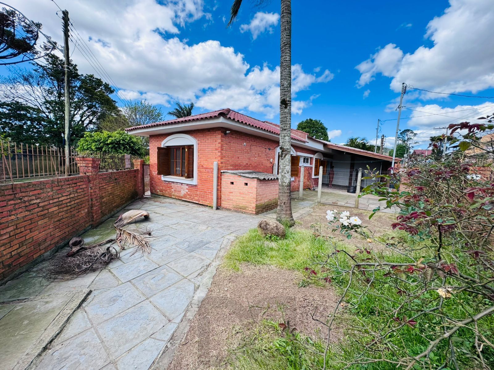 Casa no bairro Guarujá - 3 dormitórios - 1 suíte — foto 5