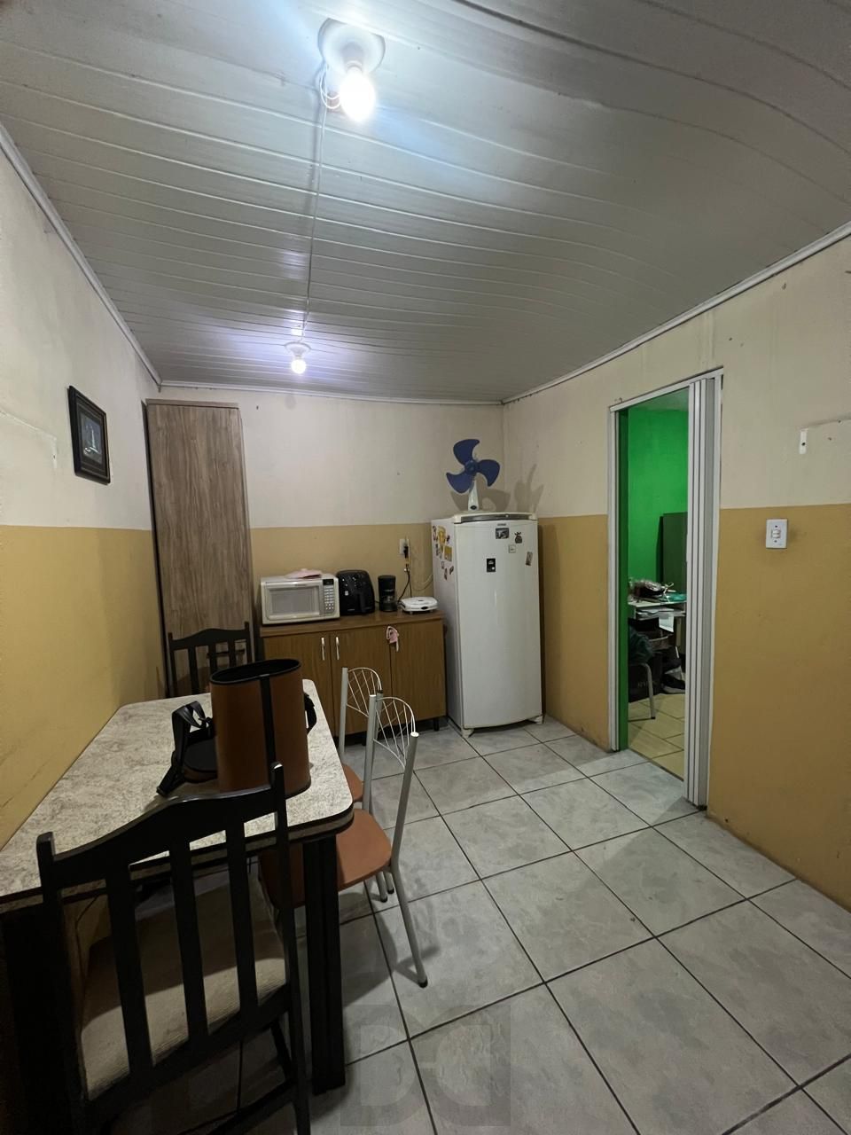 casa com 4 Dormitórios no Bairro Restinga — foto 12