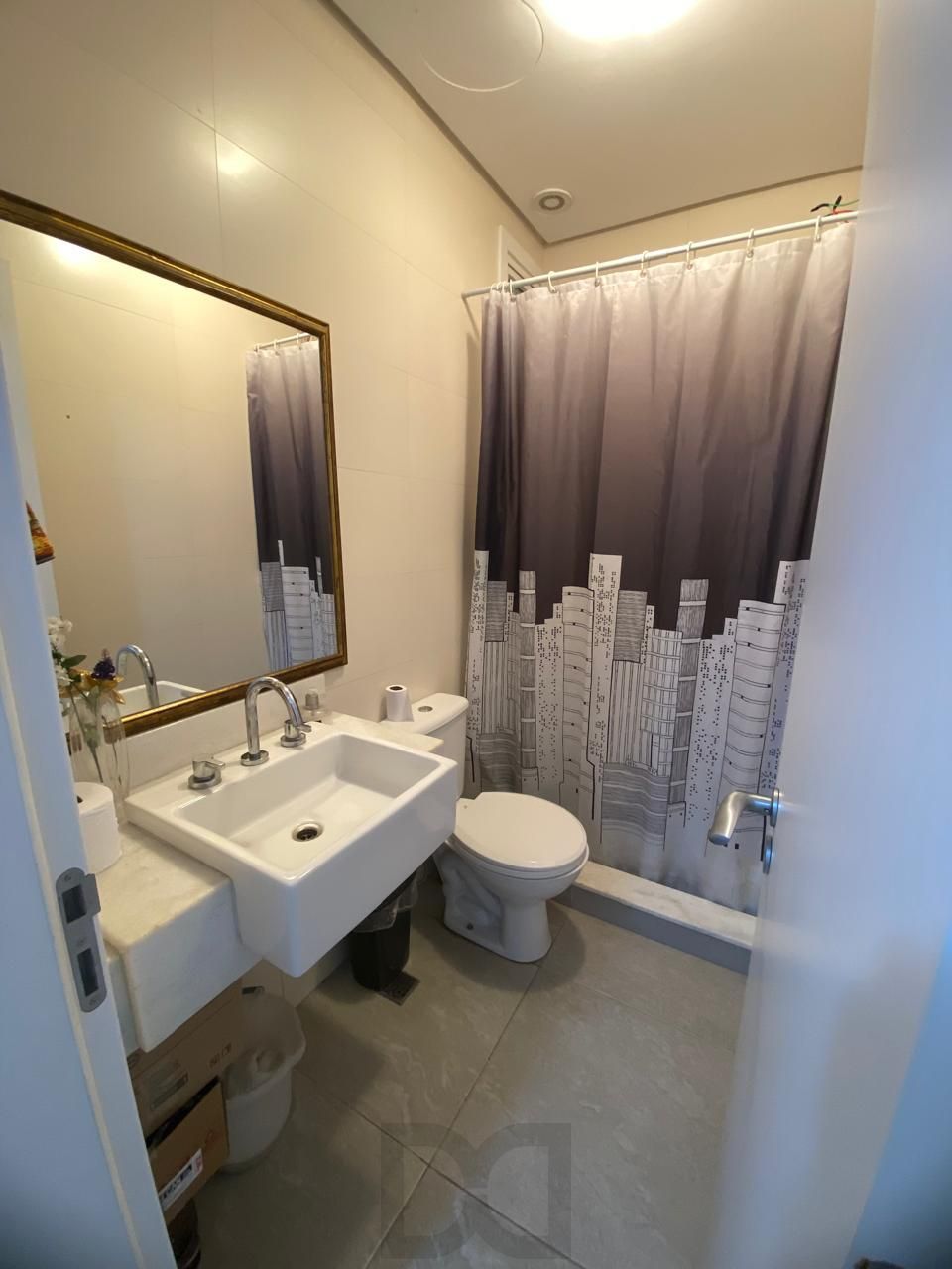 Casa em Ipanema com 4 Dormitórios sendo 3 Suíte — foto 26
