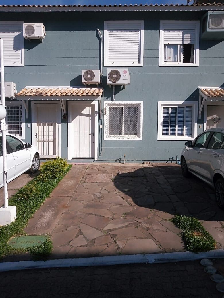 Sobrado com dois dormitórios — foto 1