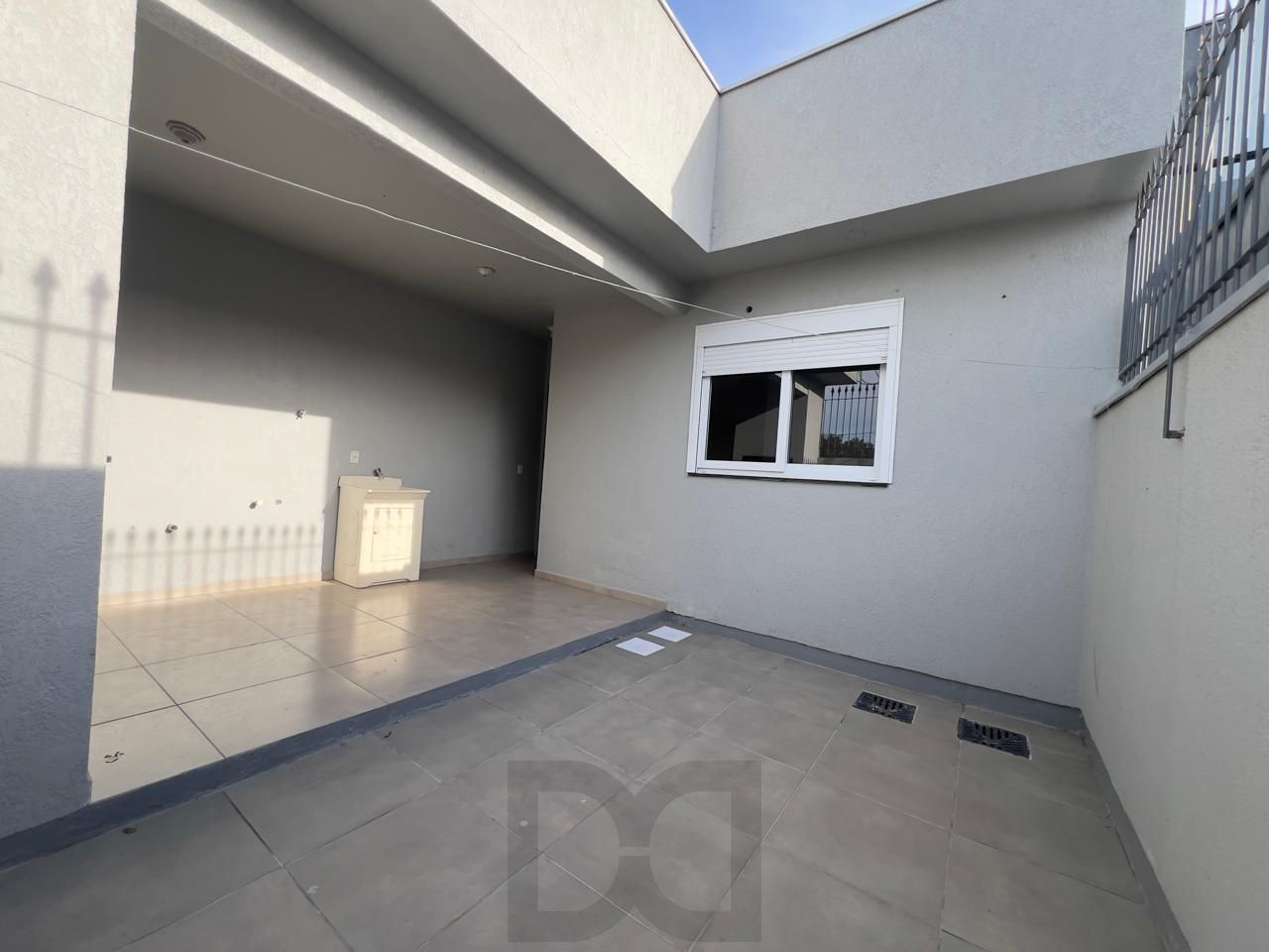 Linda Casa de 2 Dormitórios com uma suíte Localizada no Ipanema Residence Park — foto 17