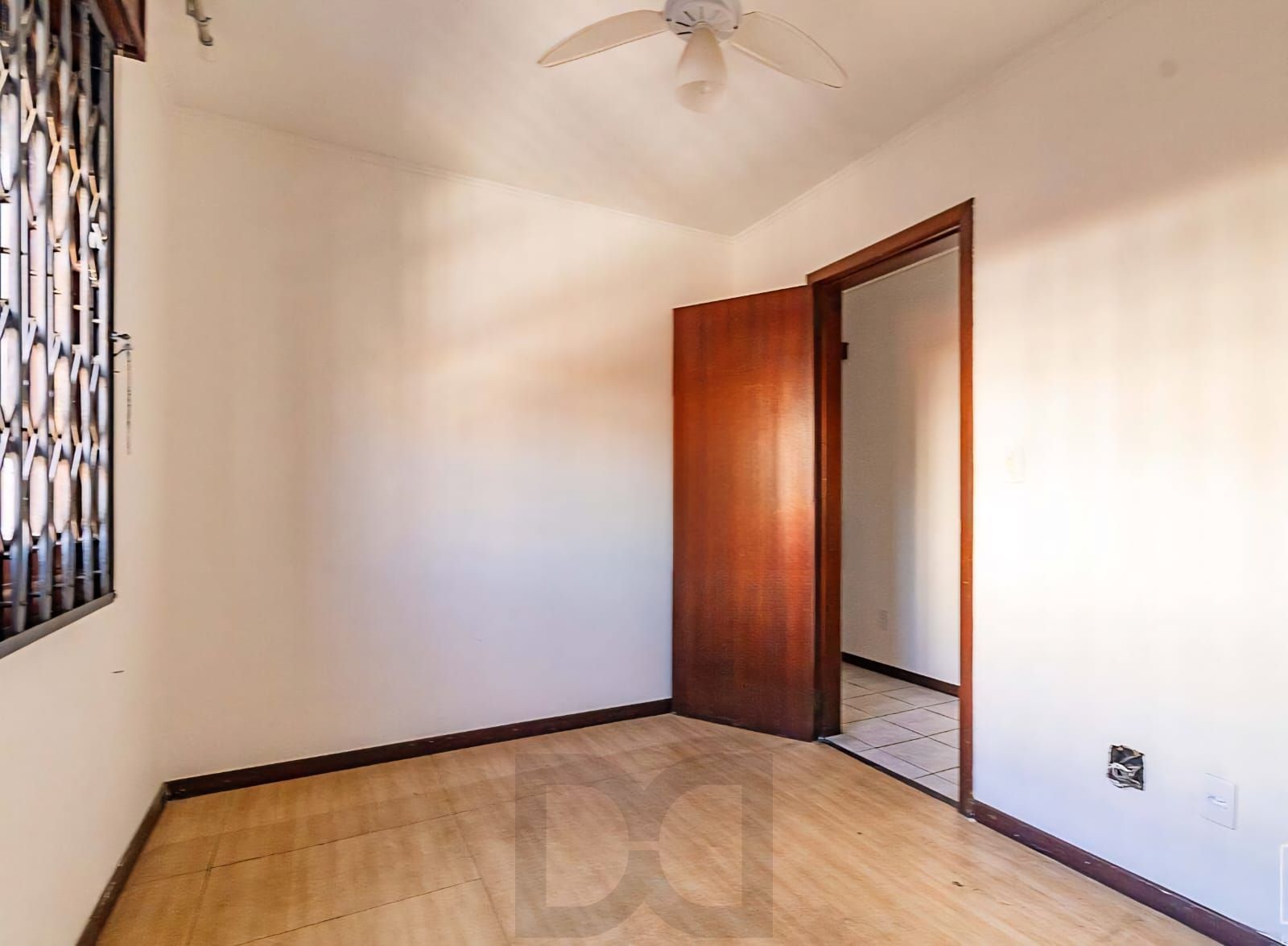 Apartamento no Bairro Jardim Lindóia -3 DORMITÓRIOS - 1 SUÍTE - 1 VAGA — foto 17