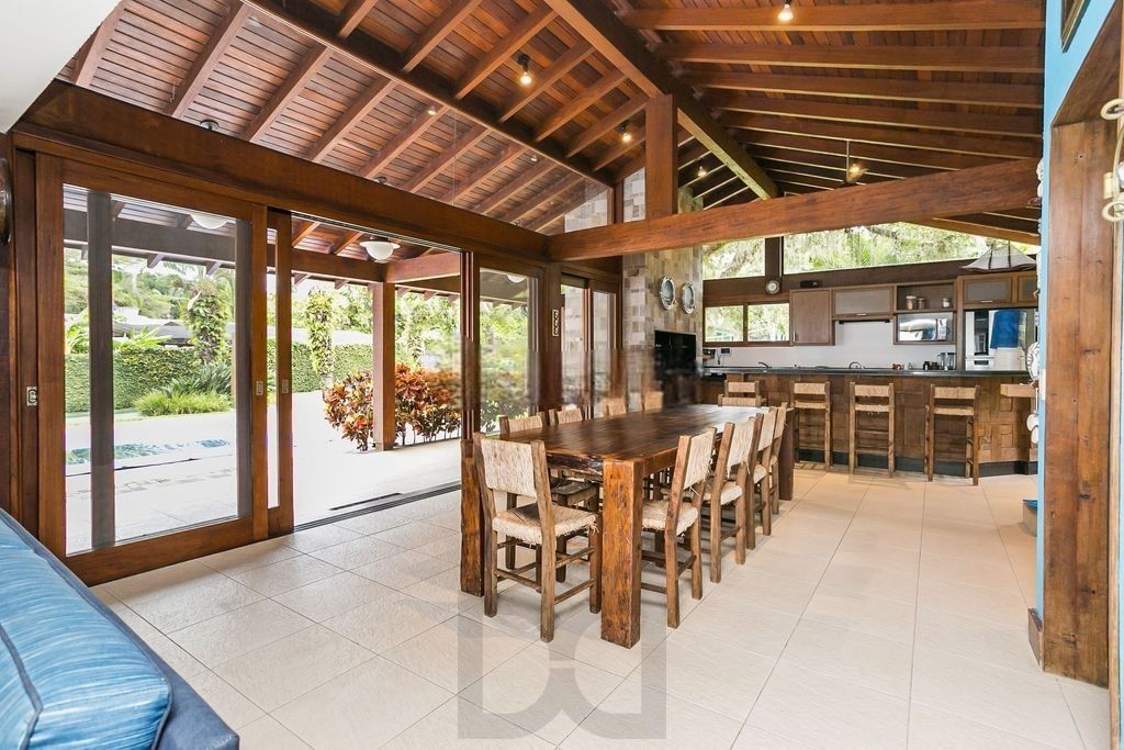 Casa no bairro Ponta Grossa com suíte presidencial — foto 43