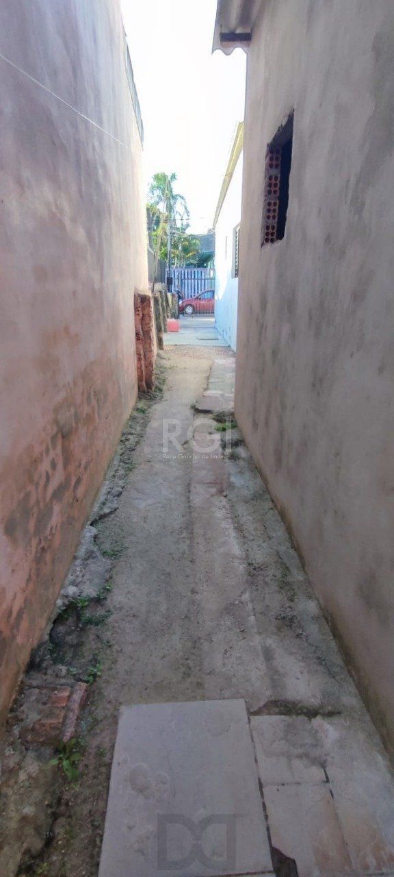 Casa no bairro Restinga - 2 dormitórios — foto 16