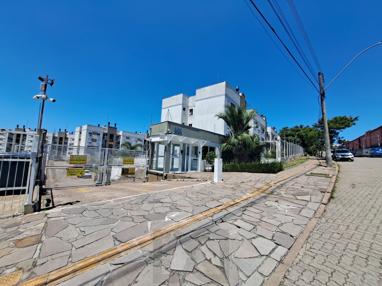 Apartamento no bairro Vila Nova - 2 dormitórios — foto 2