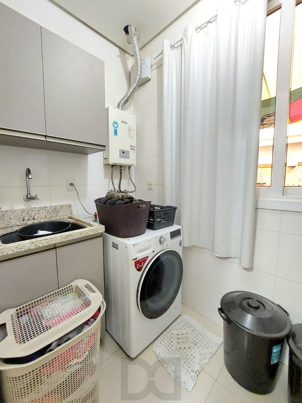 Excelente sobrado no Residencial Jardins do Prado de 3 dormitórios sendo uma suíte — foto 27