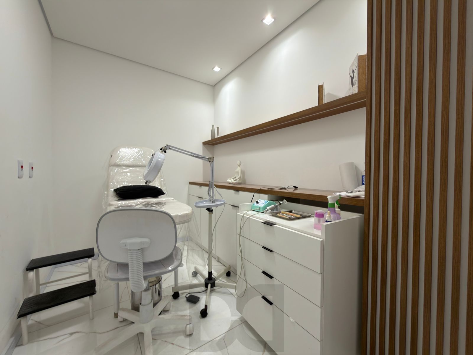 Ponto Comercial de Estética à Venda – Hípica — foto 15