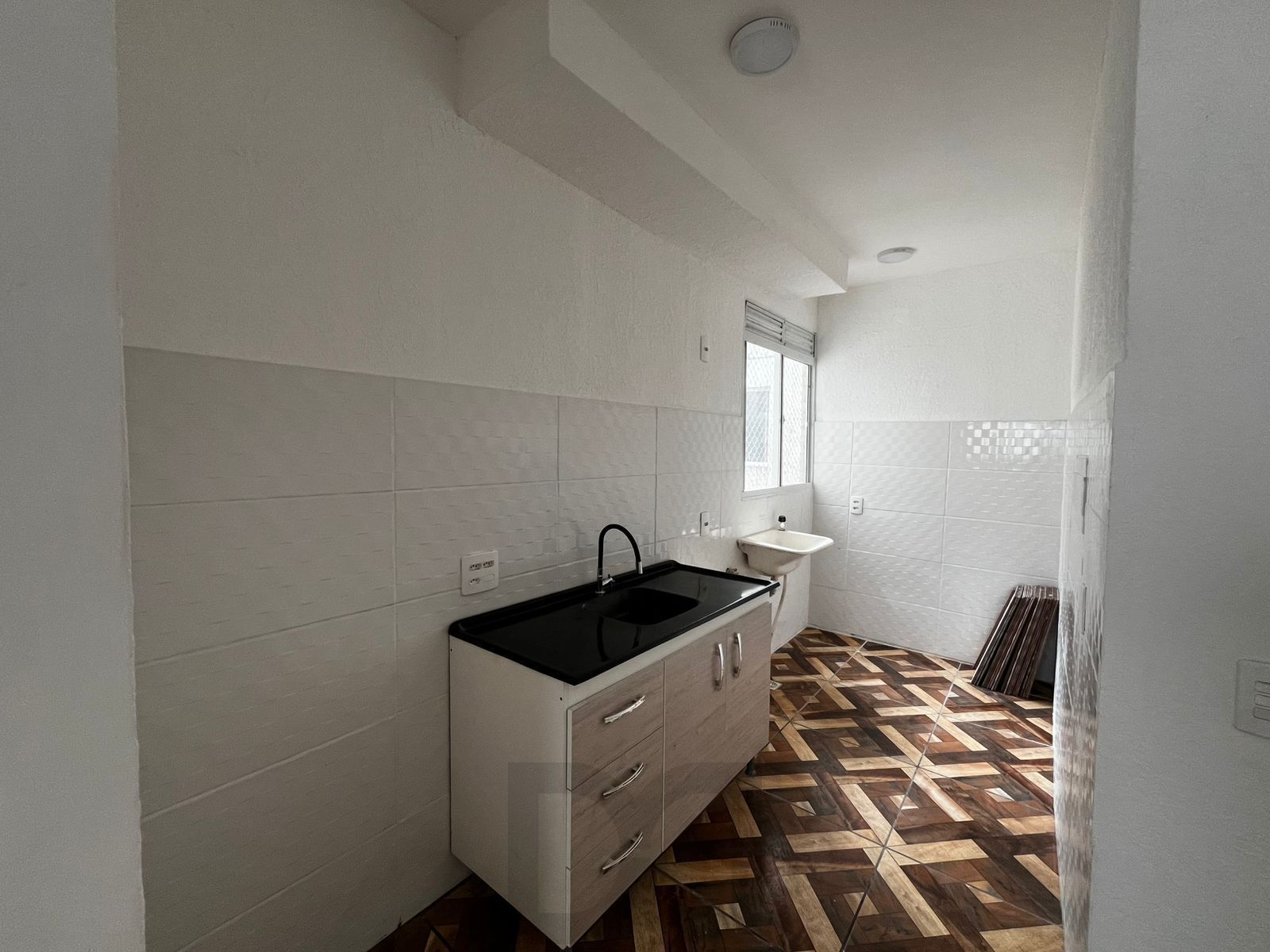 Apartamento 2 dormitório - 1 vaga de garagem - Bairro Restinga — foto 4