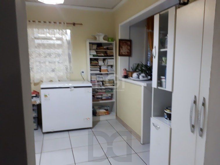Casa com 4 dormitórios no bairro Vila Nova — foto 78