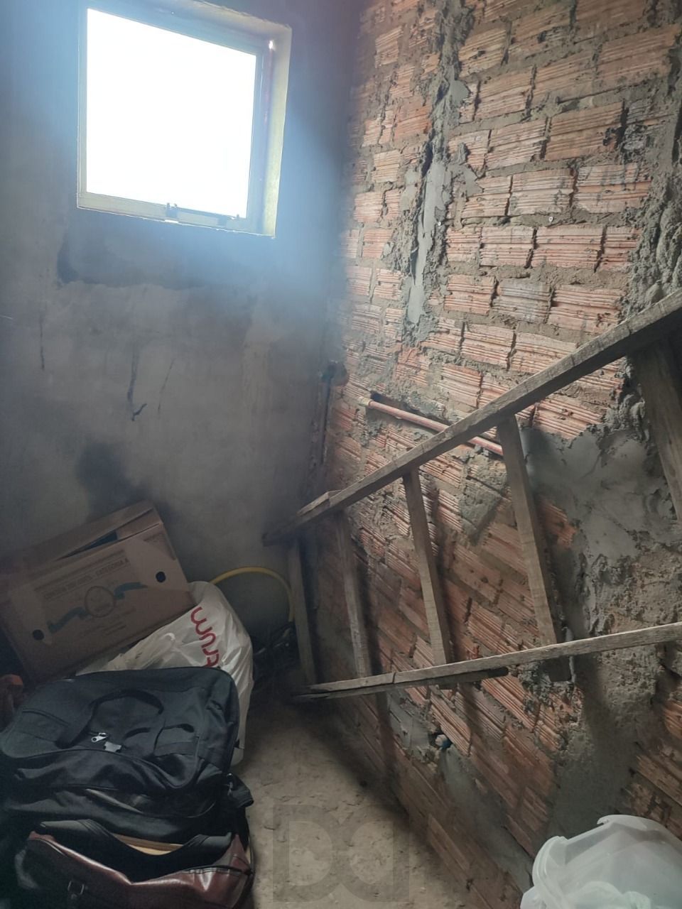 Sobrado no bairro Aberta dos Morros - 3 dormitórios - 1 suíte — foto 11