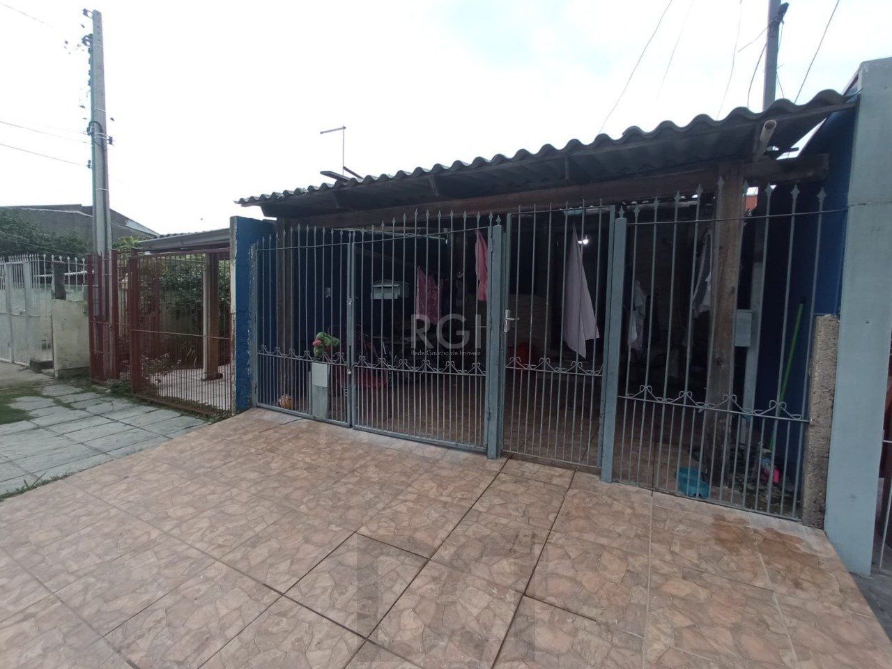 Casa no bairro Hípica - 3 dormitórios — foto 1