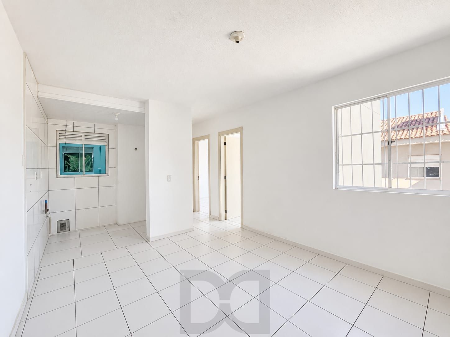 Apartamento no Bairro restinga - 2 Dormitórios — foto 1