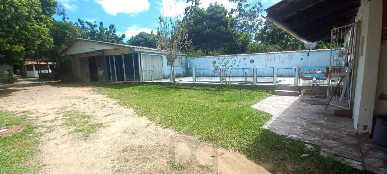 Terreno no bairro Hípica  com 3.780m² com 3 casas — foto 7