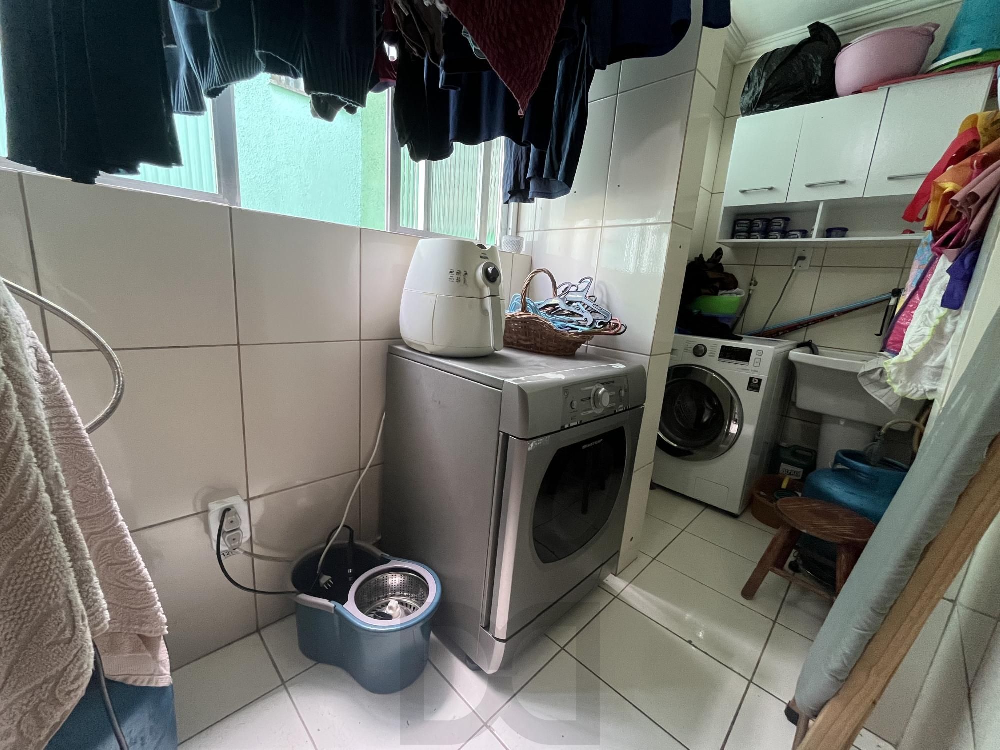 Apartmaneto no bairro Santa Tereza 3 dormitórios transformado em 2 - 1 vaga de garagem — foto 17