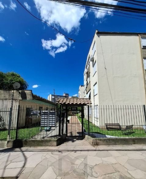 Apartamento no bairro Cavalhada 2 dormitórios com 1 vaga — foto 1