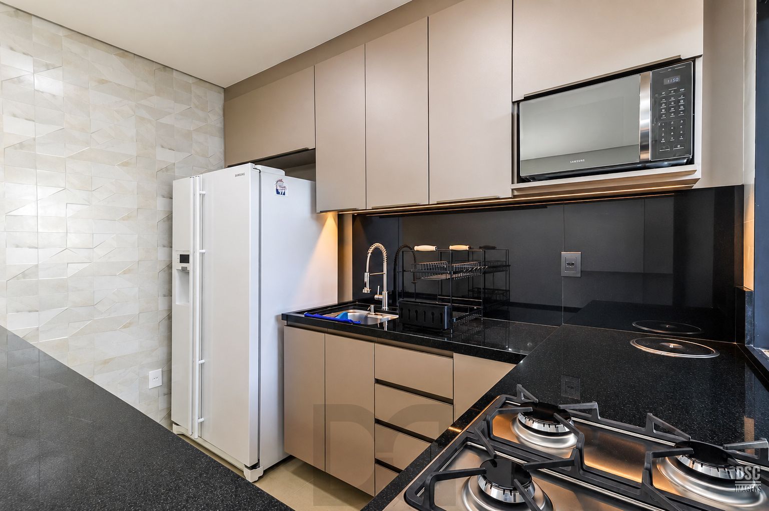 Excelente casa 3 dormitórios - Jardins do Prado Zona Sul — foto 18