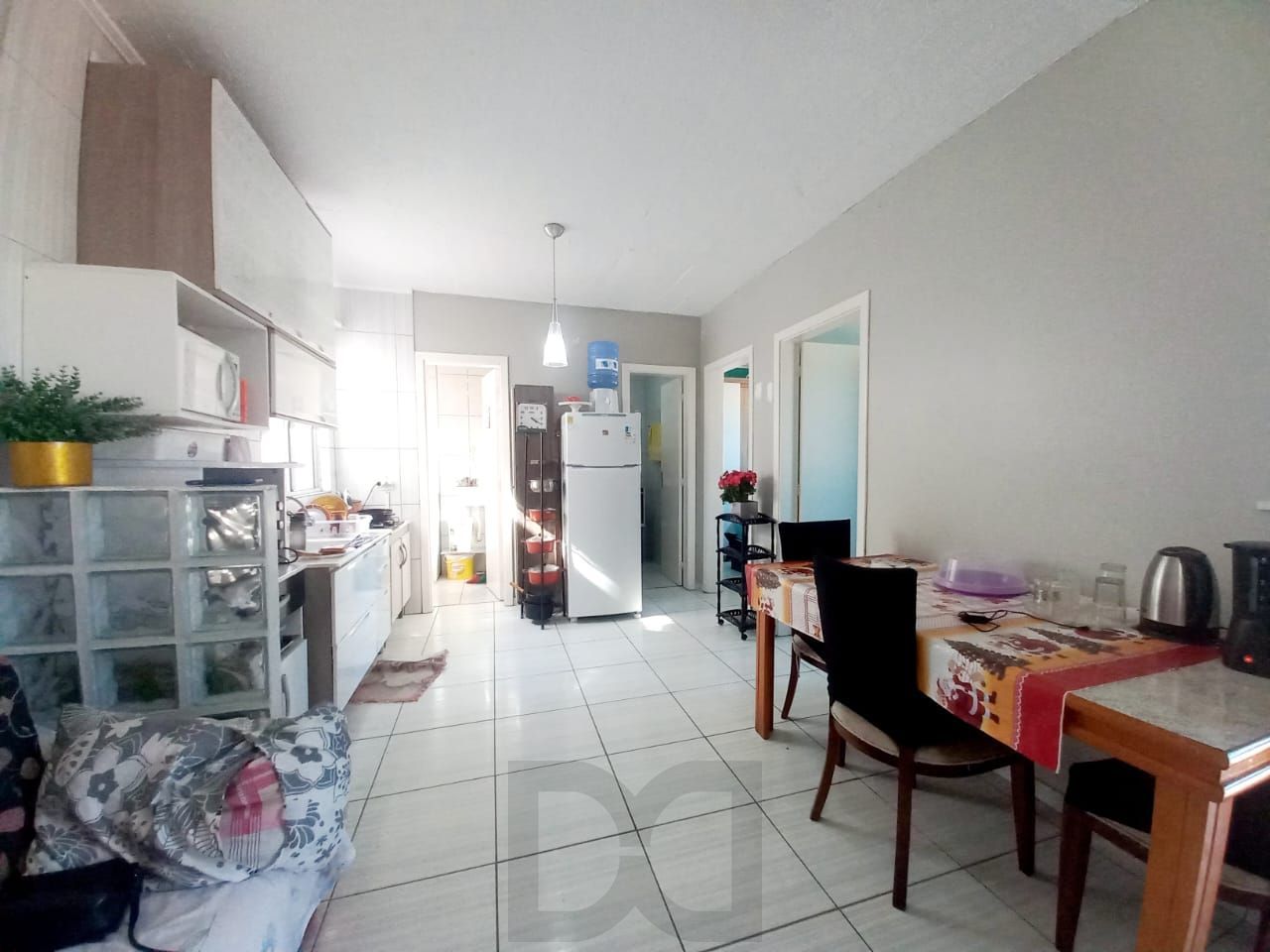 Apartamento restinga -2 dormitórios 1 vaga escriturada — foto 2