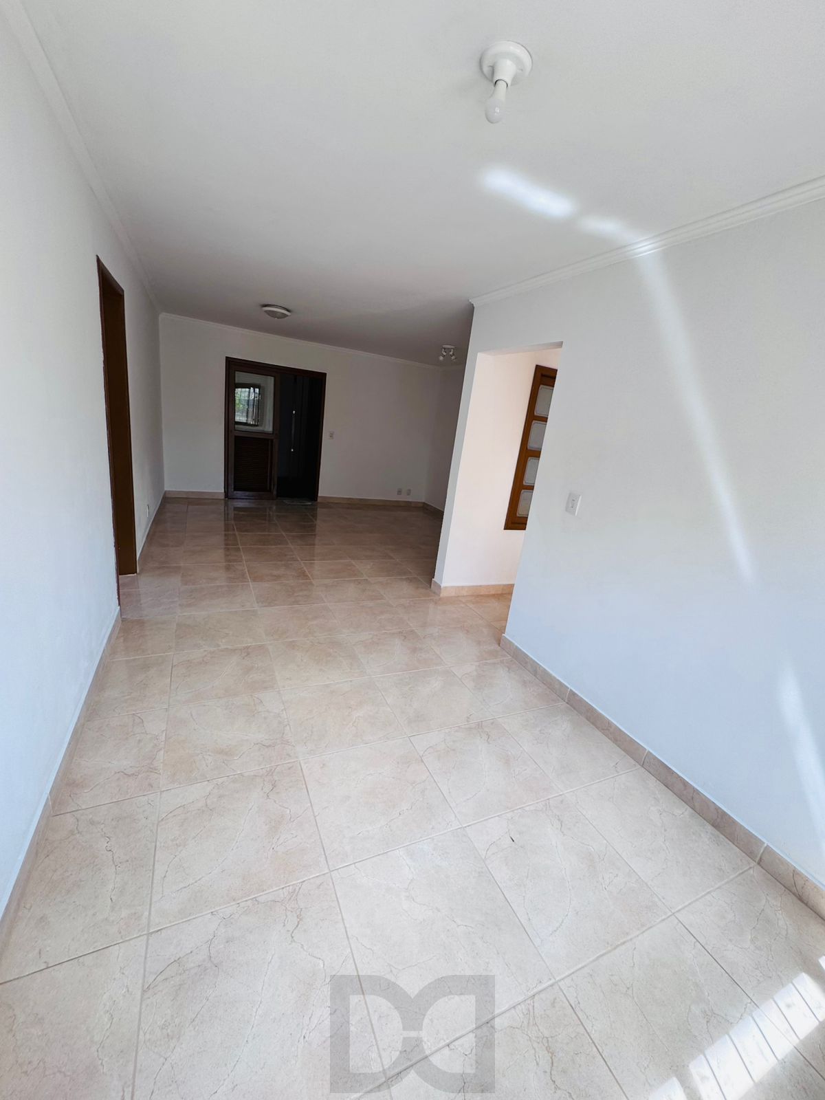 Casa no bairro Guarujá - 3 dormitórios - 1 suíte — foto 19