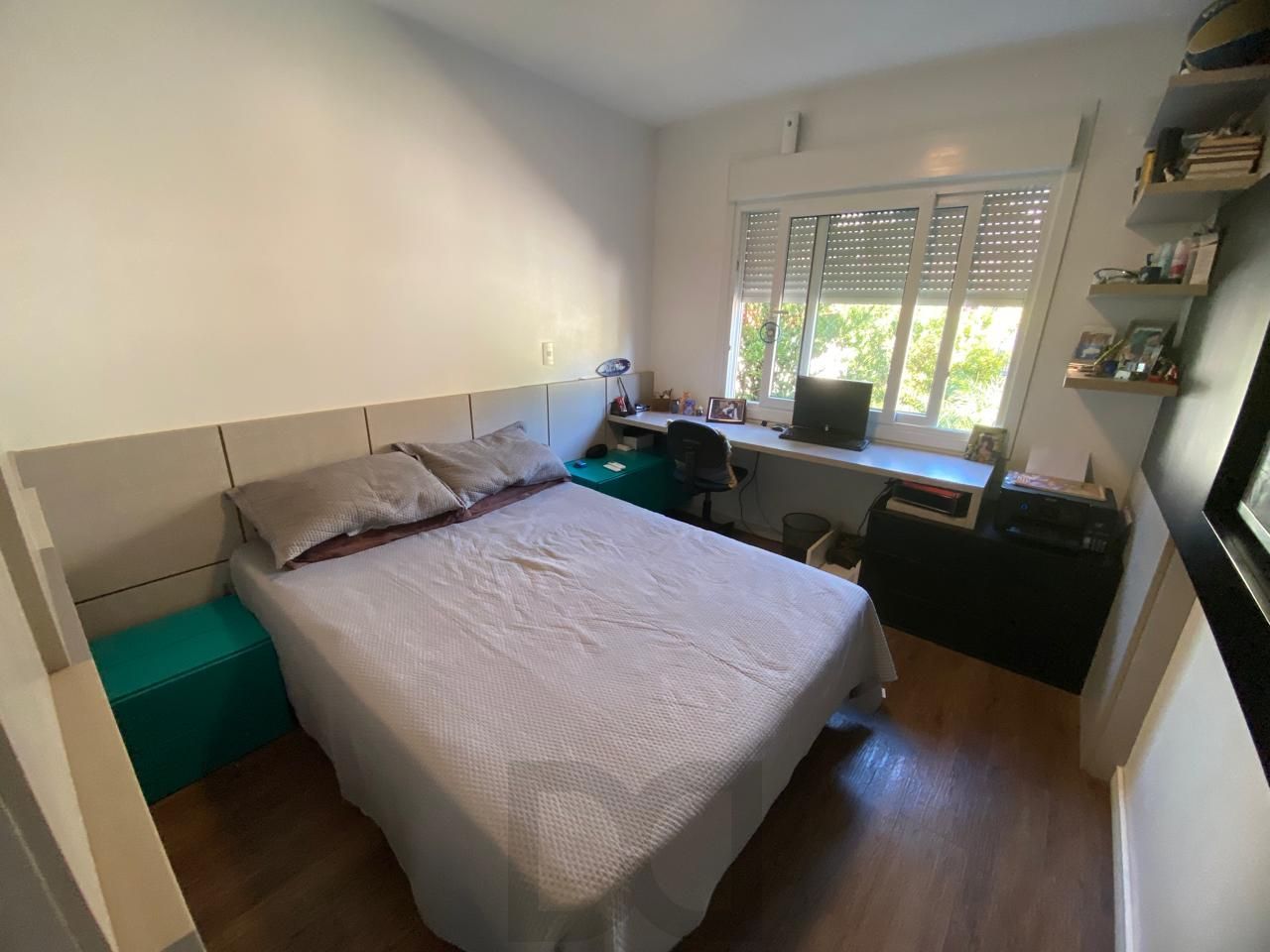 Casa em Ipanema com 4 Dormitórios sendo 3 Suíte — foto 18