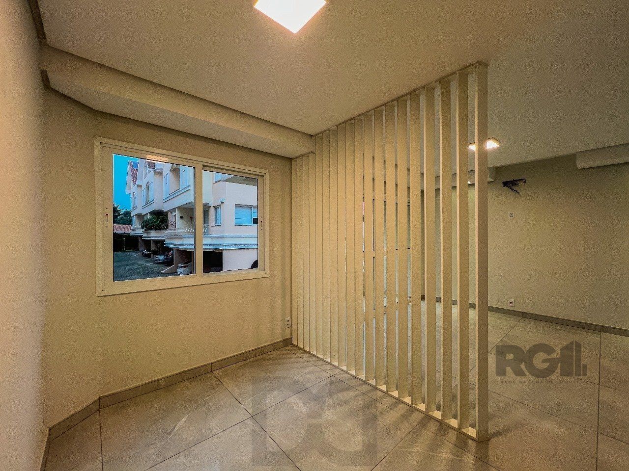 Casa em Condomínio no bairro Pedra Redonda - 5 dormitórios — foto 25