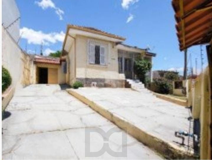 Casa no bairro Gloria - Av. Osca Pereira — foto 2