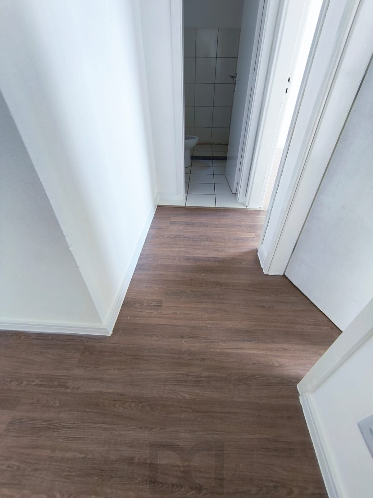 Impecável Apartamento de 2 Dormitórios no Bairro Vila Nova — foto 4