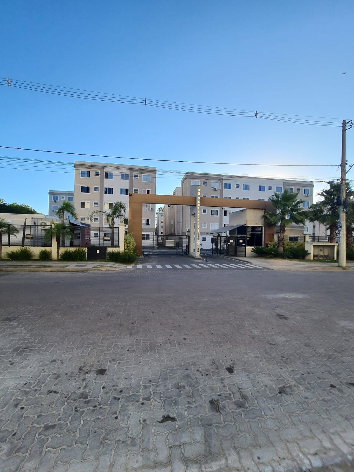 Apartamento no bairro Restinga - 2 Dormitórios com 1 vaga - Cond. Porto dos Canários — foto 1