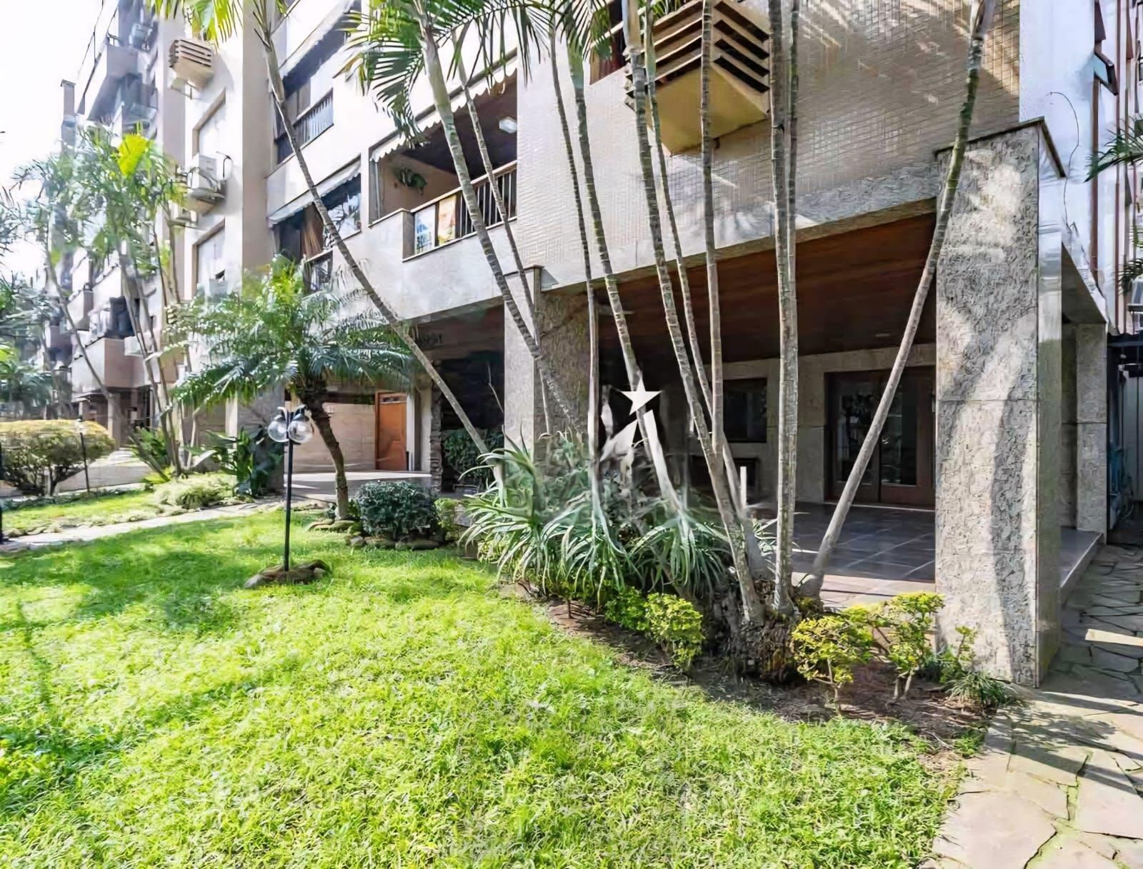 Apartamento no Bairro Jardim Lindóia -3 DORMITÓRIOS - 1 SUÍTE - 1 VAGA — foto 5