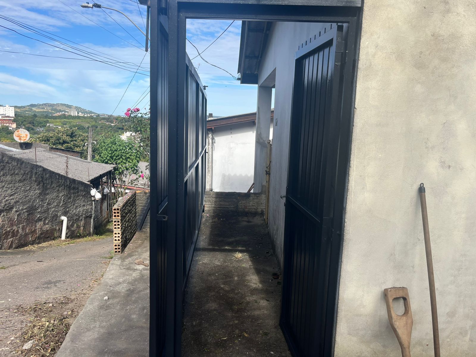 Casa no Bairro Vila Nova - 2 Dormitórios - 2 vaga de garagem — foto 13