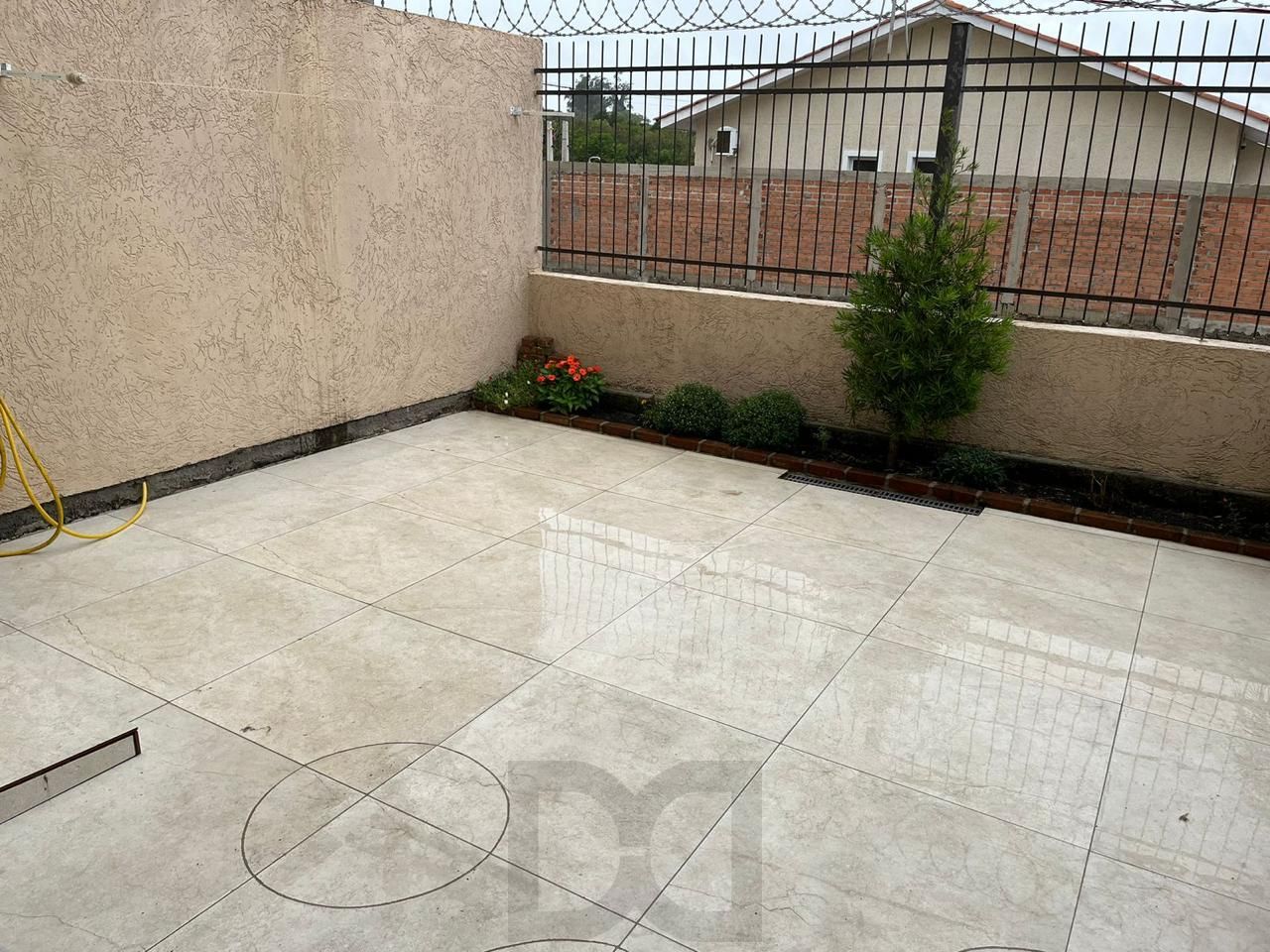Casa Residencial à Venda no Bairro Hípica 2 dormitórios — foto 12