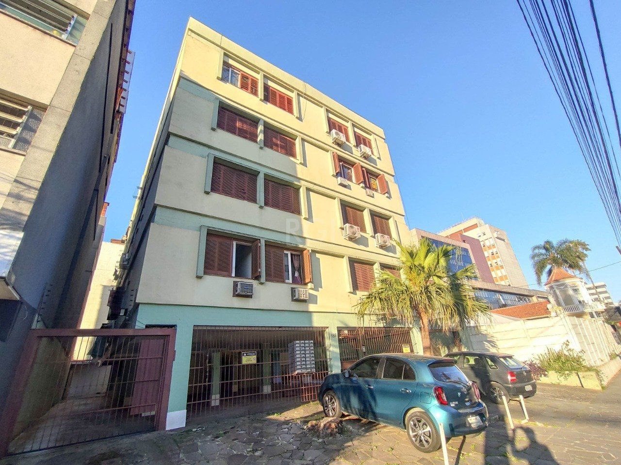Apartamento no bairro Menino Deus - 2 dormitórios — foto 1