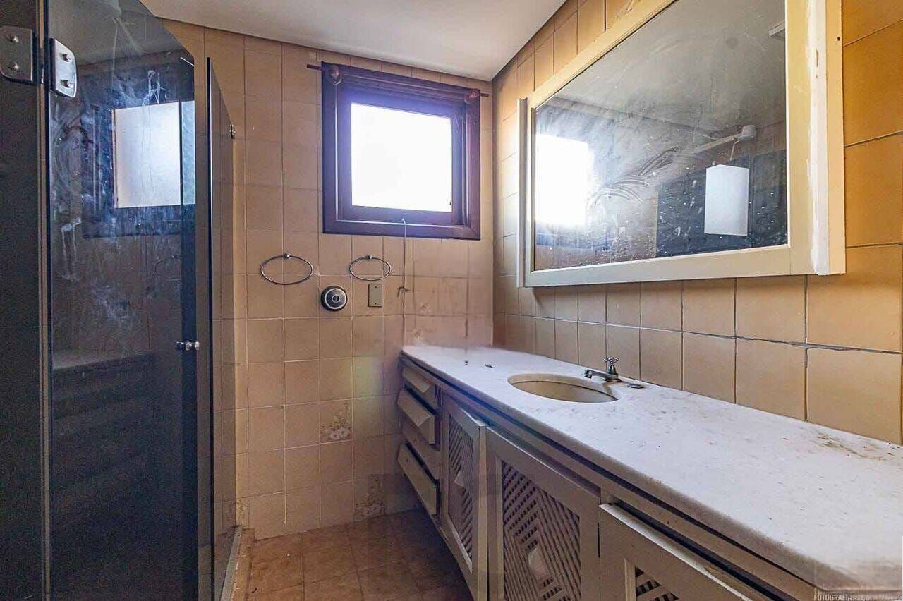 Apartamento no Bairro Jardim Lindóia -3 DORMITÓRIOS - 1 SUÍTE - 1 VAGA — foto 23