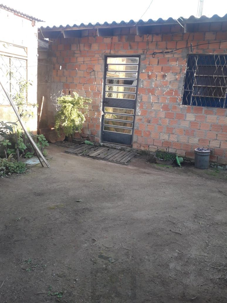 Terreno com 2 casas de Alvenaria — foto 19