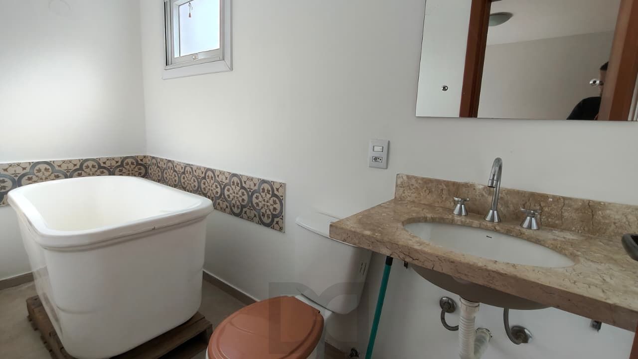 Casa de 3 suítes excelente acabamento Localizada no condomínio Mirante do lago — foto 24